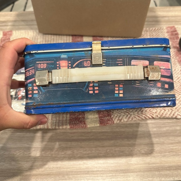 Knight Rider Lunch Box - Picture 2 of 8